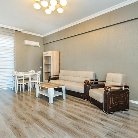 Luxury 2 Room Apartment In The Center Baku Exterior photo