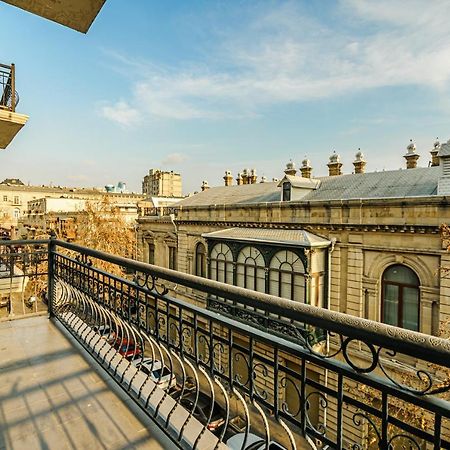 Luxury 2 Room Apartment In The Center Baku Exterior photo