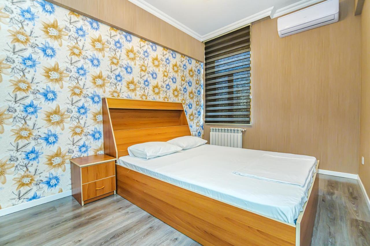 Luxury 2 Room Apartment In The Center Baku Exterior photo